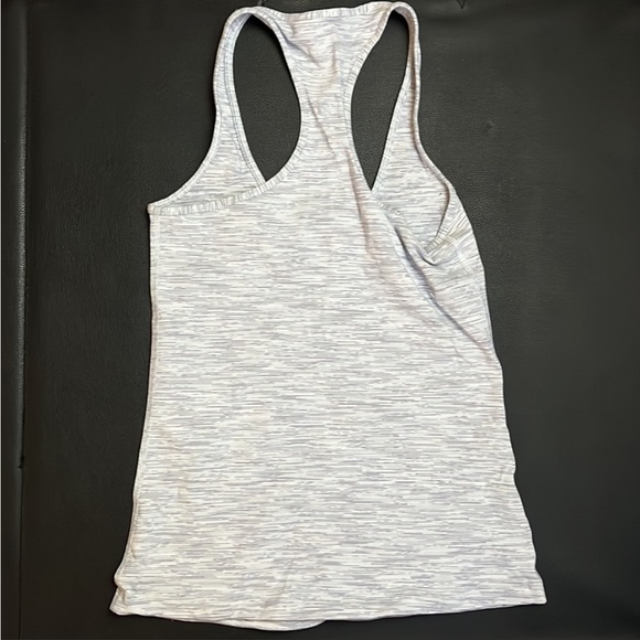 NEW Lululemon Cool Grey Active Tank Top - Picture 3 of 3